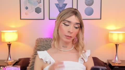 Snapshot of arivega chatting on February 2025 10:03:01 PM Nice to meet you thumb up me please its important I LOOK MY BIO DOWN online show from February 2025 10:03:01 PM