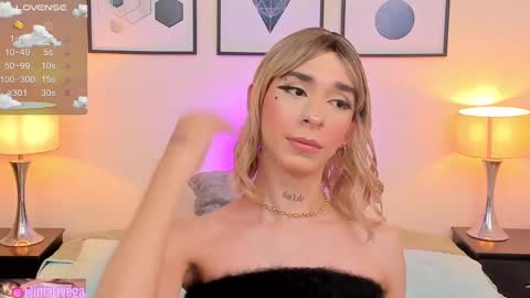 Snapshot of arivega chatting on February 2025 07:34:01 AM Nice to meet you thumb up me please its important I LOOK MY BIO DOWN online show from February 2025 07:34:01 AM
