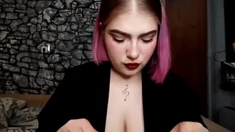 Ka Ka Katerina online show from April 2026 03:04:01 PM