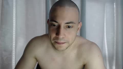 ARMANDO online show from October 2025 06:52:02 PM