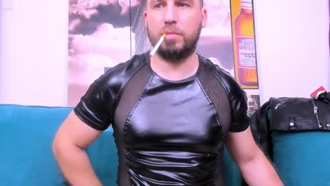 Snapshot of armandosteel chatting on December 2024 06:03:02 AM Armando online show from December 2024 06:03:02 AM