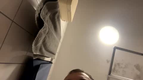 Snapshot of armyskater32 chatting on November 2025 09:20:01 AM armyskater32 online show from November 2025 09:20:01 AM