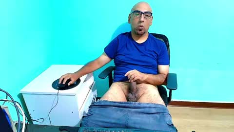 arnelux72 online show from May 2026 06:08:01 AM