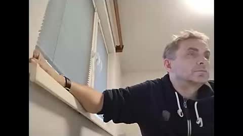 aromannn online show from March 2026 04:12:02 PM