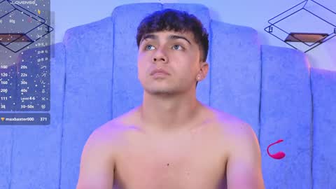 Snapshot of aron__cooper chatting on February 2025 01:02:01 AM aron__cooper online show from February 2025 01:02:01 AM