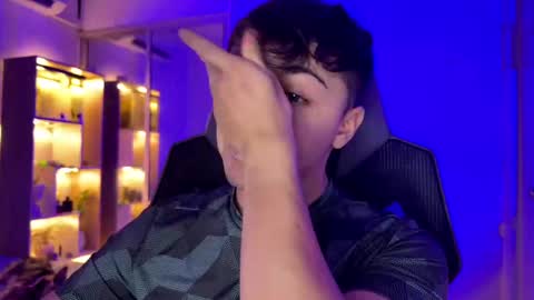 Snapshot of aron__cooper chatting on September 2025 01:31:02 AM aron__cooper online show from September 2025 01:31:02 AM