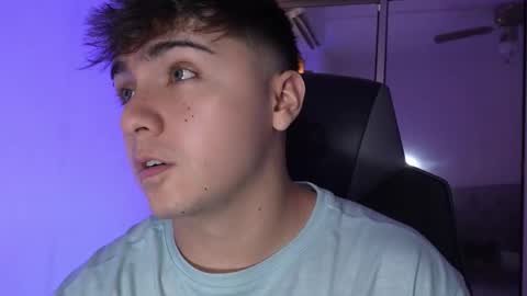 Snapshot of aron__cooper chatting on October 2025 05:24:02 PM aron__cooper online show from October 2025 05:24:02 PM