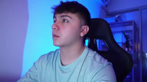 aron__cooper online show from June 2026 03:05:01 PM