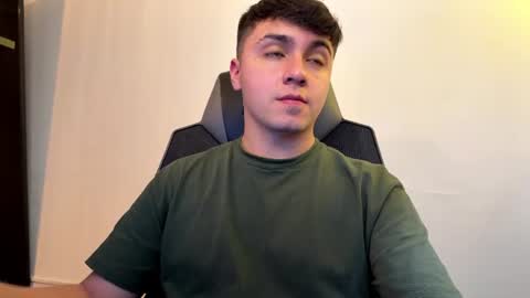 aron__cooper online show from June 2026 01:35:01 PM