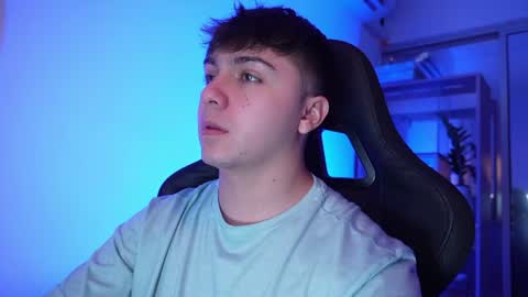 aron__cooper online show from June 2026 04:55:02 PM