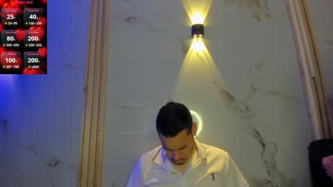 aron and molly online show from February 2026 12:08:01 PM