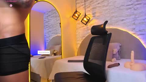 ARON BOLT online show from January 2026 02:49:02 AM