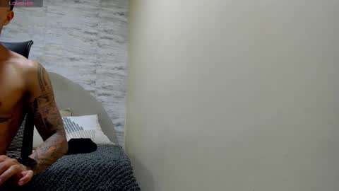 Snapshot of aron_bolt chatting on March 2026 01:14:01 AM ARON BOLT online show from March 2026 01:14:01 AM