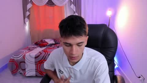 Aaron online show from April 2026 09:21:02 PM
