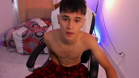 Aaron online show from May 2026 10:17:02 PM