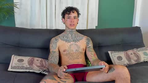 Snapshot of aron_ford chatting on March 2026 02:13:01 AM Aron ford online show from March 2026 02:13:01 AM