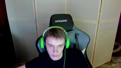 Snapshot of aron_neall chatting on December 2024 09:21:02 AM biggest penis online show from December 2024 09:21:02 AM