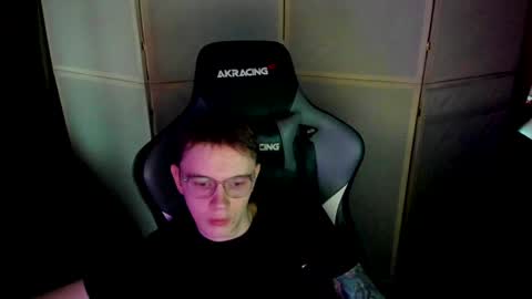 Snapshot of aron_neall chatting on December 2024 09:44:01 AM biggest penis online show from December 2024 09:44:01 AM