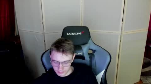 Snapshot of aron_neall chatting on December 2024 09:17:02 AM biggest penis online show from December 2024 09:17:02 AM