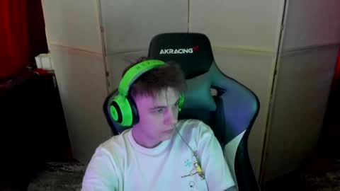 Snapshot of aron_neall chatting on February 2025 09:00:02 AM biggest penis online show from February 2025 09:00:02 AM
