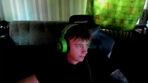 Snapshot of aron_neall chatting on September 2025 07:01:01 AM biggest penis online show from September 2025 07:01:01 AM