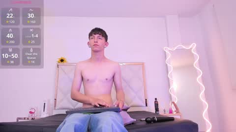  your aron  online show from December 2024 10:06:02 AM