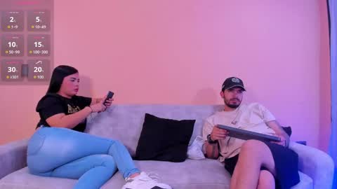 Aron and Luna online show from October 2025 03:14:01 PM