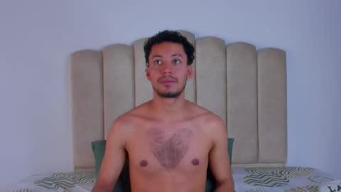 aron cooper online show from October 2025 02:04:01 PM