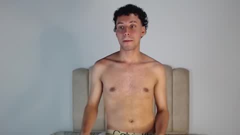 aron cooper online show from November 2025 05:07:02 AM