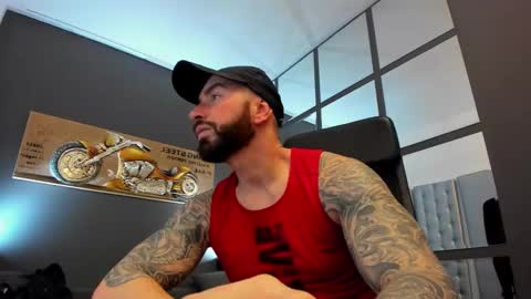 Snapshot of arongrant chatting on January 2025 09:08:01 AM AronGrant online show from January 2025 09:08:01 AM