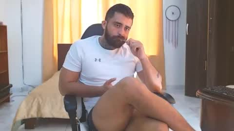 aronmiller online show from December 2024 06:12:01 PM