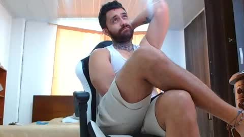 aronmiller online show from January 2025 12:17:02 PM