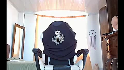 aronmiller online show from March 2025 01:37:01 PM