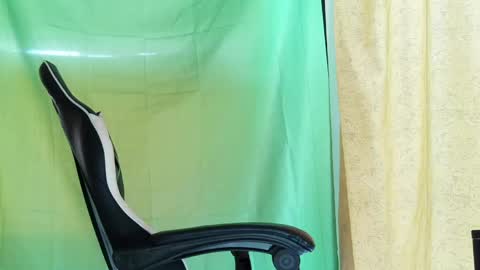aronmiller online show from May 2026 01:06:01 PM