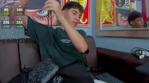 Snapshot of arontawers chatting on March 2026 07:11:01 PM Arontawers online show from March 2026 07:11:01 PM