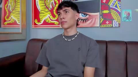 Snapshot of arontawers chatting on April 2026 07:14:01 PM Arontawers online show from April 2026 07:14:01 PM