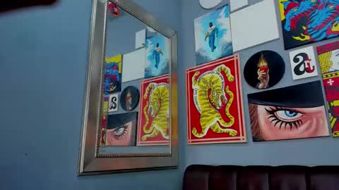 Snapshot of arontawers chatting on April 2026 08:03:01 PM Arontawers online show from April 2026 08:03:01 PM