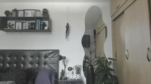 Snapshot of aronwilliams69 chatting on October 2025 04:48:02 PM ARON Independent model online show from October 2025 04:48:02 PM