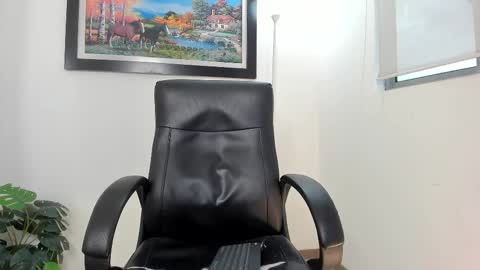 Snapshot of aroon_connor chatting on February 2025 10:58:01 PM online show from February 2025 10:58:01 PM