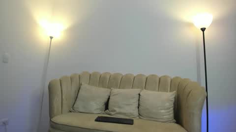 Snapshot of aroon_connor chatting on September 2025 12:14:01 AM online show from September 2025 12:14:01 AM