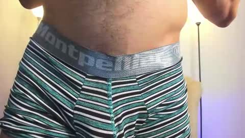 Snapshot of aroon_connor chatting on October 2025 11:59:02 PM online show from October 2025 11:59:02 PM