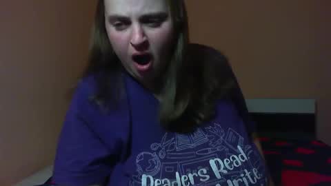 Arriana online show from December 2024 05:01:01 PM