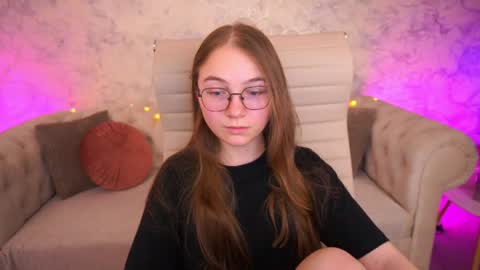 arrinawair online show from June 2026 07:39:01 AM