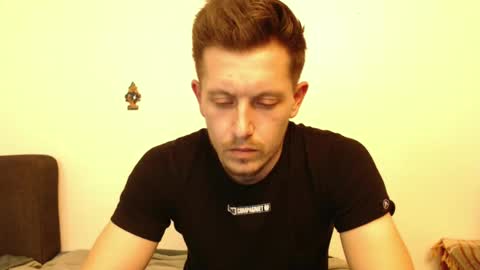 arromwilliam90 online show from February 2025 01:18:02 PM