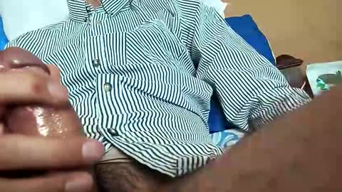 arrymarcelo30 online show from November 2025 07:08:02 PM