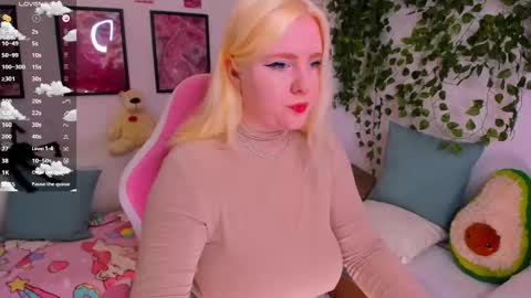 art_lovee_ online show from February 2026 12:58:02 AM