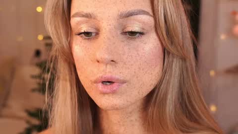 Snapshot of artease chatting on December 2024 11:00:02 AM Arti Next Streams - online show from December 2024 11:00:02 AM