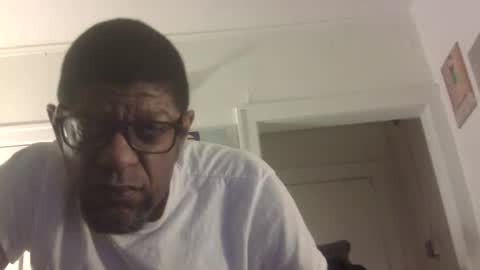 Snapshot of arteblazze chatting on February 2026 03:24:01 AM Arteblazze not daddy boy bitch or nigga online show from February 2026 03:24:01 AM