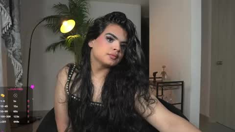 Chloe  online show from May 2026 02:17:01 AM