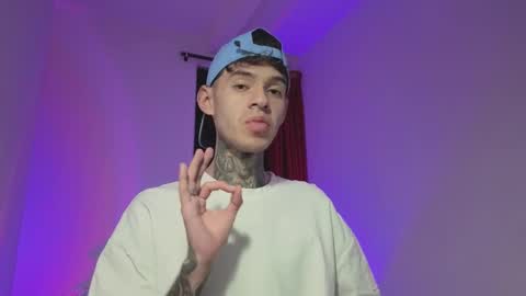 Snapshot of arteemiis chatting on September 2025 12:21:02 AM online show from September 2025 12:21:02 AM